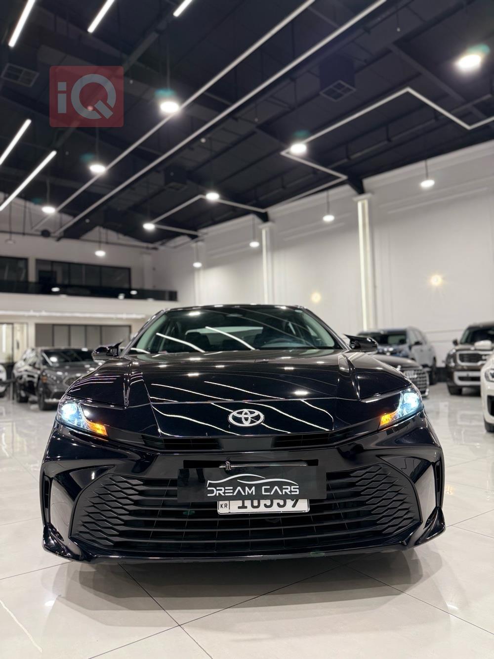 تۆیۆتا کامری